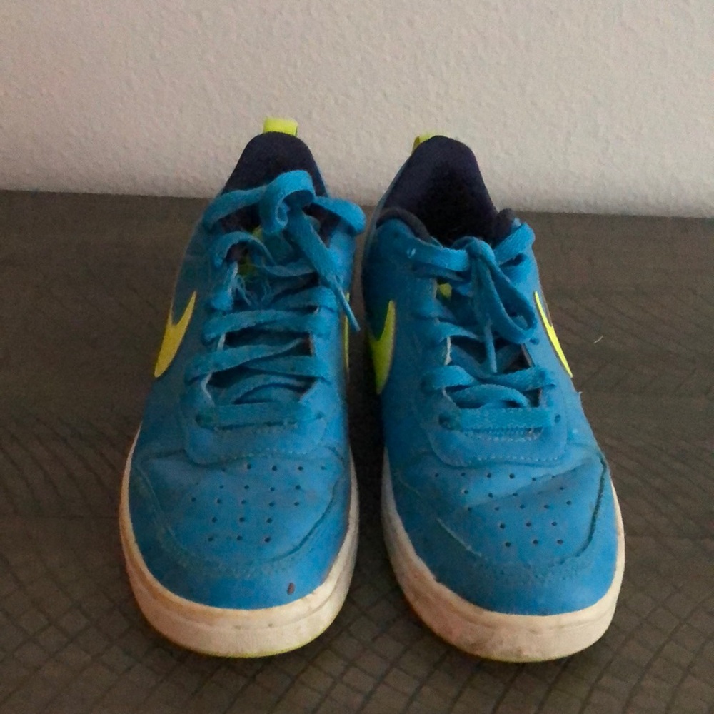 Nike Kids Blue and Yellow Sneakers
